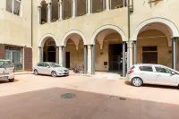 (House of the Architect) Sweet Apartment