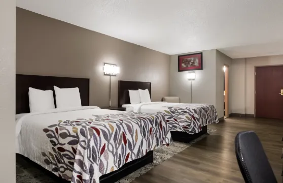 哈特福德-新不列顛紅屋頂酒店