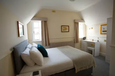 The Egerton Arms Hotels in Пекфортон
