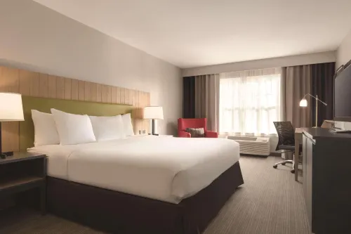 Country Inn & Suites by Radisson, Germantown, WI Hotels in Menomonee Falls