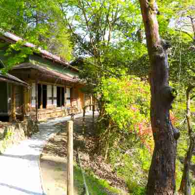 Woodland Bothy Hotel Exterior
