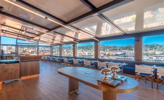 Canopy by Hilton Cannes