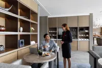 Clark Marriott Hotel - bar