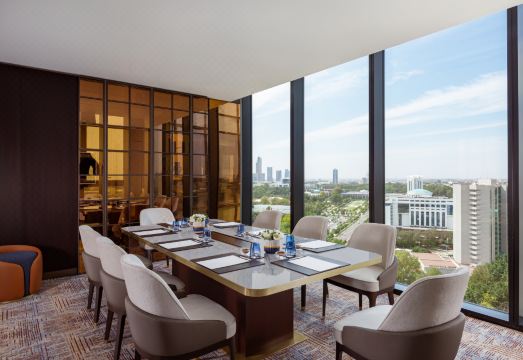 1. 인터컨티넨탈 타..