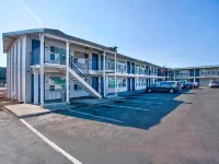 Motel 6 Bend, or Hotels in Bend