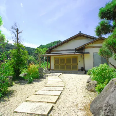 Small Inn, Senkobo Onsen Hoteles en Ōda