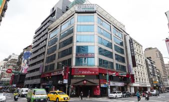 2. 무지크 호텔 시..