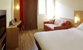 Ibis Roanne