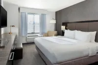 Fairfield Inn & Suites New York Staten Island Hotels in Carteret