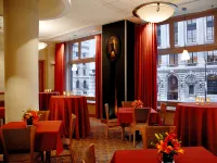 Hyatt Regency Cleveland at the Arcade - Business