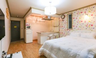 Geojedo Azure Sky Pension