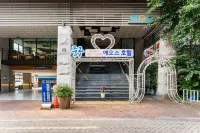 Daegu Dongseongro EOS Hotel