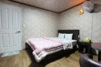 Pocheon Heidelberg Hotels near Pocheon Hantan River Sky Bridge