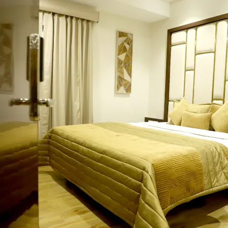 Hotel Grand Girdhar