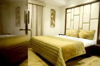 Hotel Grand Girdhar
