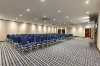 Holiday Inn GLASGOW AIRPORT by IHG - Parkplatz