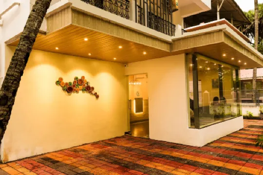 Coastal Pearl Hotel Miramar Panaji Отели рядом с достопримечательностью «Мирамар Бич»