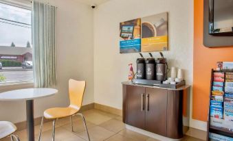 Motel 6-Salem, or - Expo Center - Housity