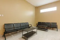 RedDoorz Near Gsg Unila Lampung Hotel a Rajabasa