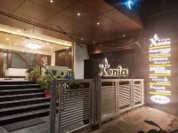 Hotel Xenia Varanasi Hotels in Varanasi