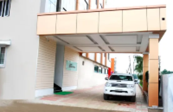 Hotel Imperial Regency ティルネルベリのホテル