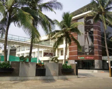 Hotel Miramar โรงแรมในดามัน