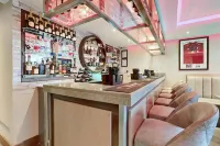 The Arc Hotel - Quầy bar