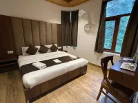 The Hill Crest Inn