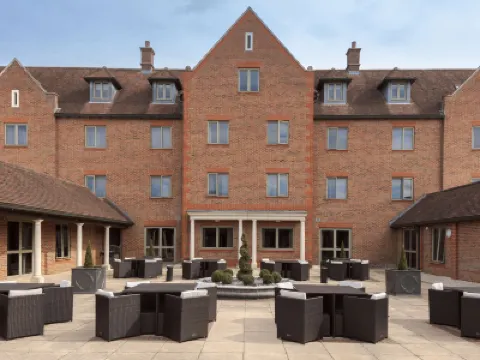 Cambridge Belfry Hotel & Spa Отели в г. 