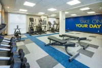 Comfort Inn & Suites Hotels in Woodstock