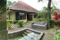 Gracia Spa Resort Hotel Hotel dekat the Ranch Ciater Subang