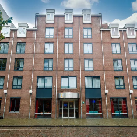 Bastion Hotel Maastricht Centrum Отели рядом с достопримечательностью «Коммелквартир»