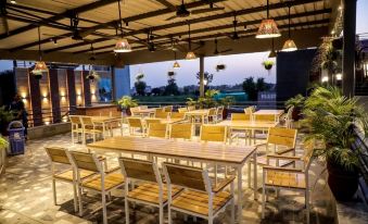Hotel Ganpati - Housity