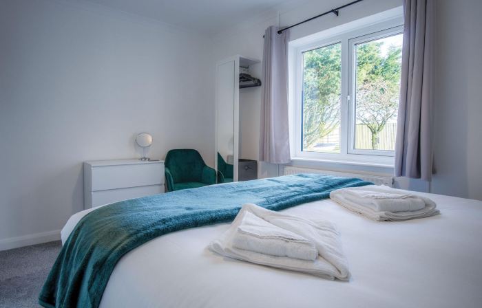 Gower Hideaway - 3 Bed Apartment - Ocean Breeze