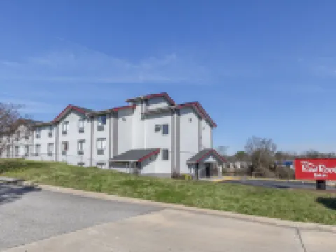 Red Roof Inn Suffolk Hotels in Suffolk