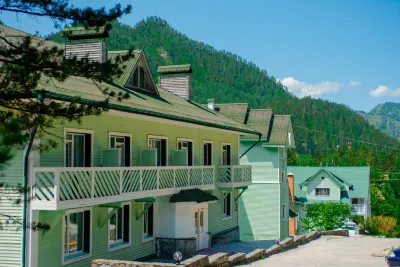 Ареда-1 Mountain hotel Отели рядом с достопримечательностью «База отдыха "Extreme Park"»