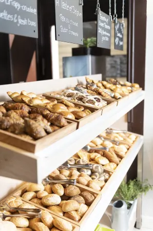 Three Corners Hotel Art Отели рядом с достопримечательностью «Petofi Literary Museum (Petofi Irodalmi Muzeum)»