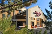 Hampton Inn Boulder/Louisville فنادق في Louisville