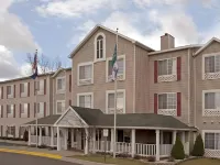 Country Inn & Suites by Radisson, Grand Rapids Airport, MI - Haustierfreundliche
