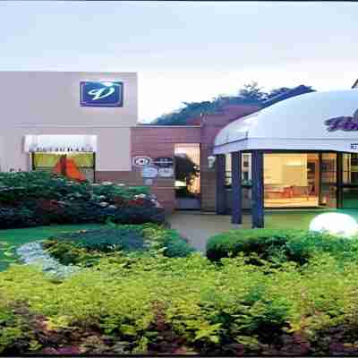 ibis Styles Douai Gare Gayant Expo Hotel Exterior