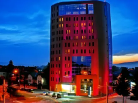 Golden Tulip Ana Tower Sibiu Hotel berhampiran "Holy Trinity" Orthodox Cathedral