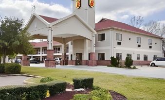 Super 8 by Wyndham Houston/Brookhollow NW