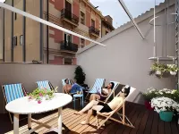 Latroupe Poblenou Beach