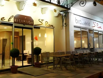 Hôtel Saint-Pierre Hotels in der Nähe von Théâtre Bernard Blier