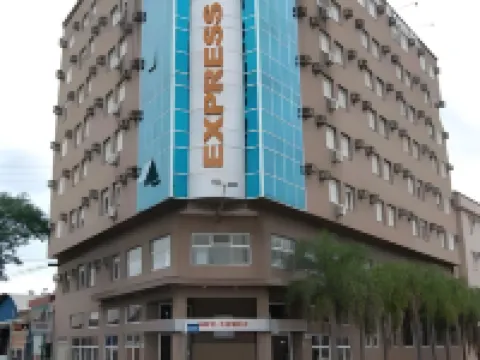 機場快捷酒店 鄰近小薩爾加多國際機場的酒店