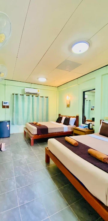 รูปภาพของนังส์เฮ้าท์ เขาสก