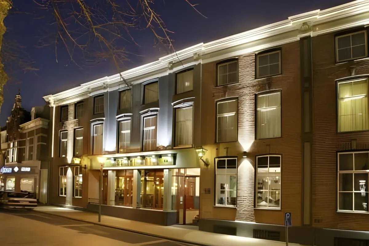 Martini Hotel