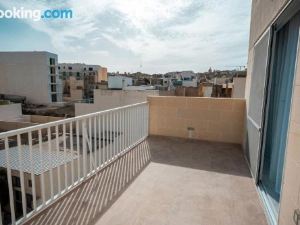 Cittadella View Penthouse with Jacuzzi