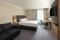 Holiday Inn 艾爾斯伯裡 - 停車場