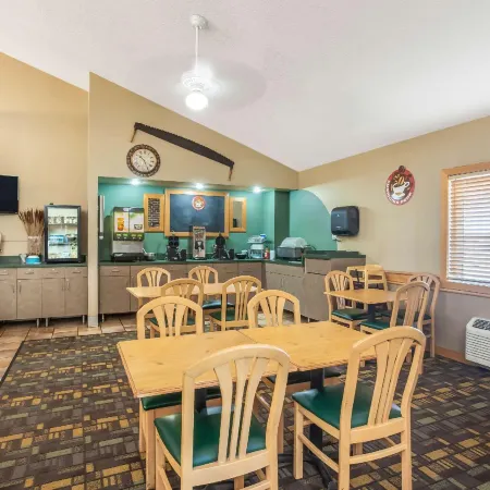 AmericInn by Wyndham Stillwater